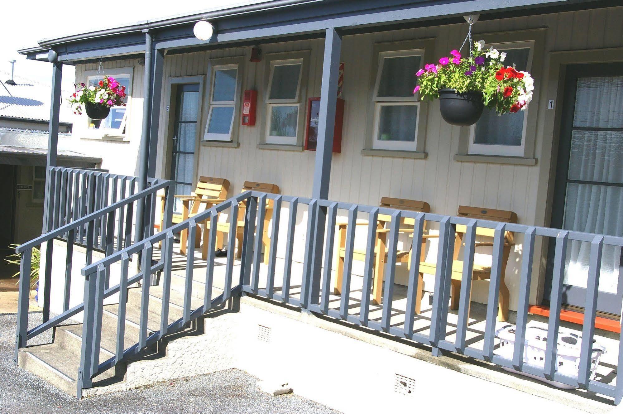 Totara Lodge Motel Левин Екстериор снимка