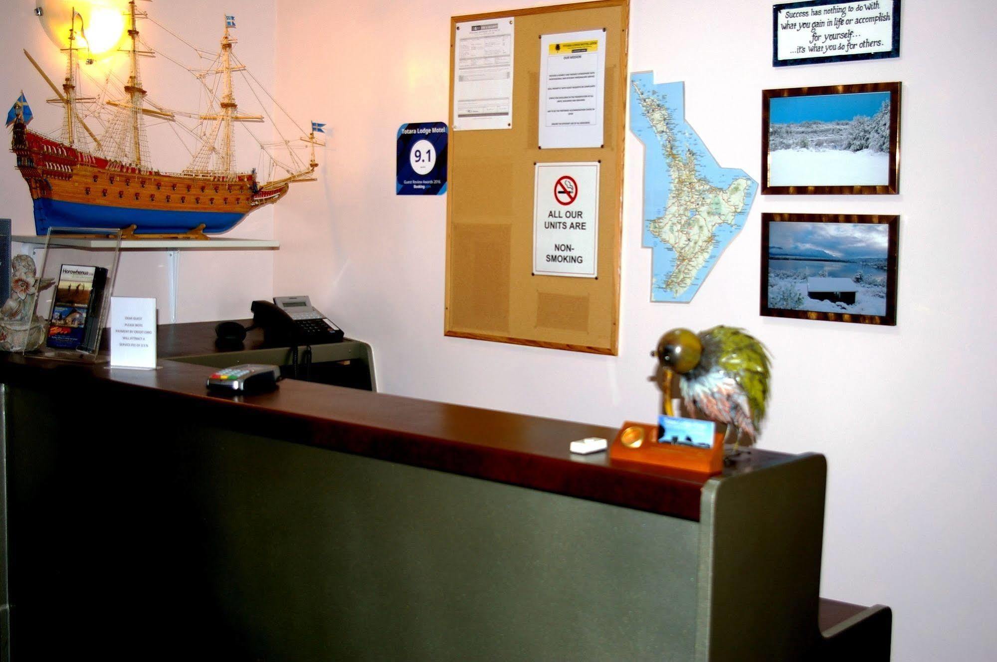 Totara Lodge Motel Левин Екстериор снимка